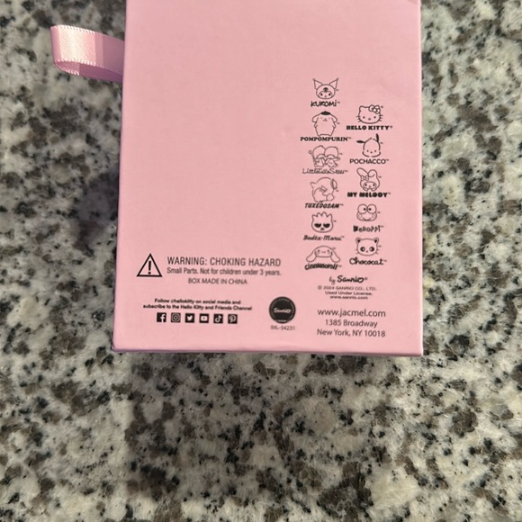 Just In Time for Yourself or Gift NIB Melody HK Full Bling Keychain/Bag Charm - Picture 4 of 6